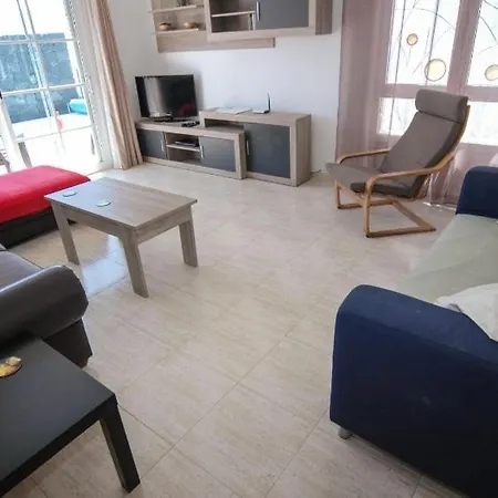 Sleeps 6 With Pool *